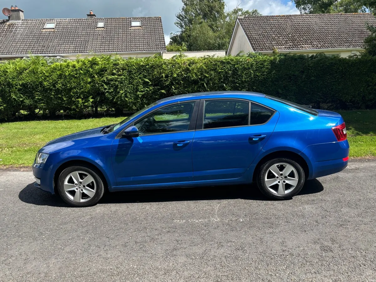 Skoda Octavia NCT 03-27 - Image 2