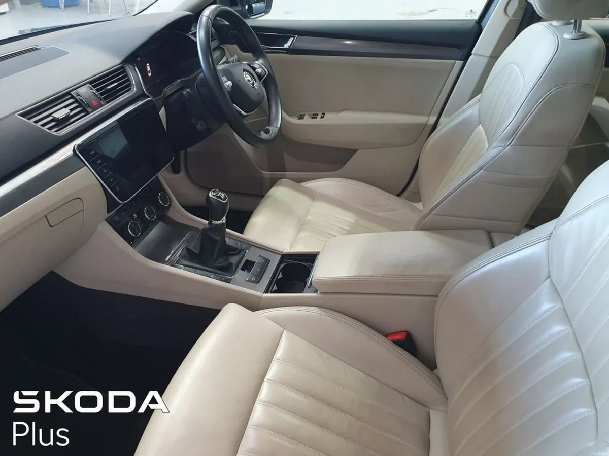 Skoda Superb Superb Style - 2 Two Year Warranty, L - Image 4