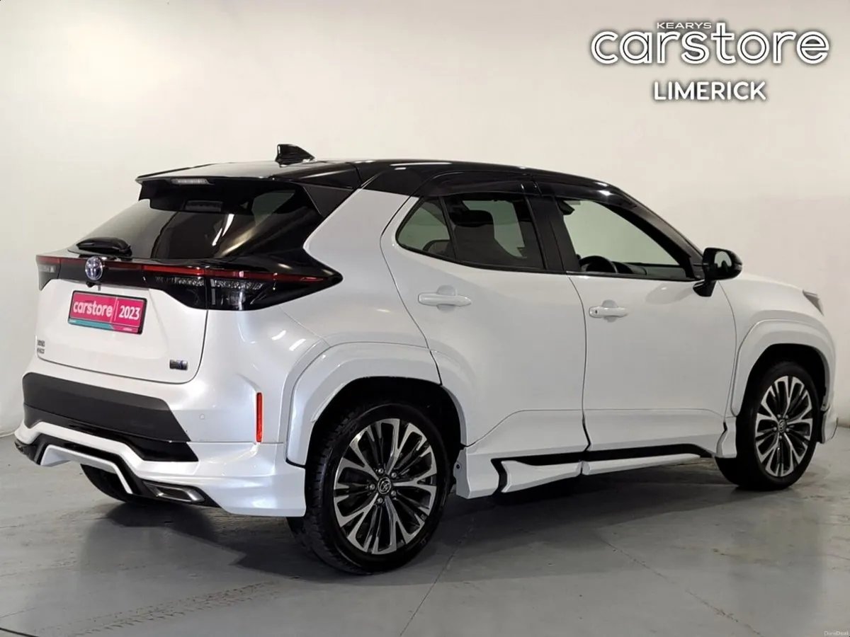 Toyota Yaris Cross 1.5 HYBRID Z Spec - Image 3