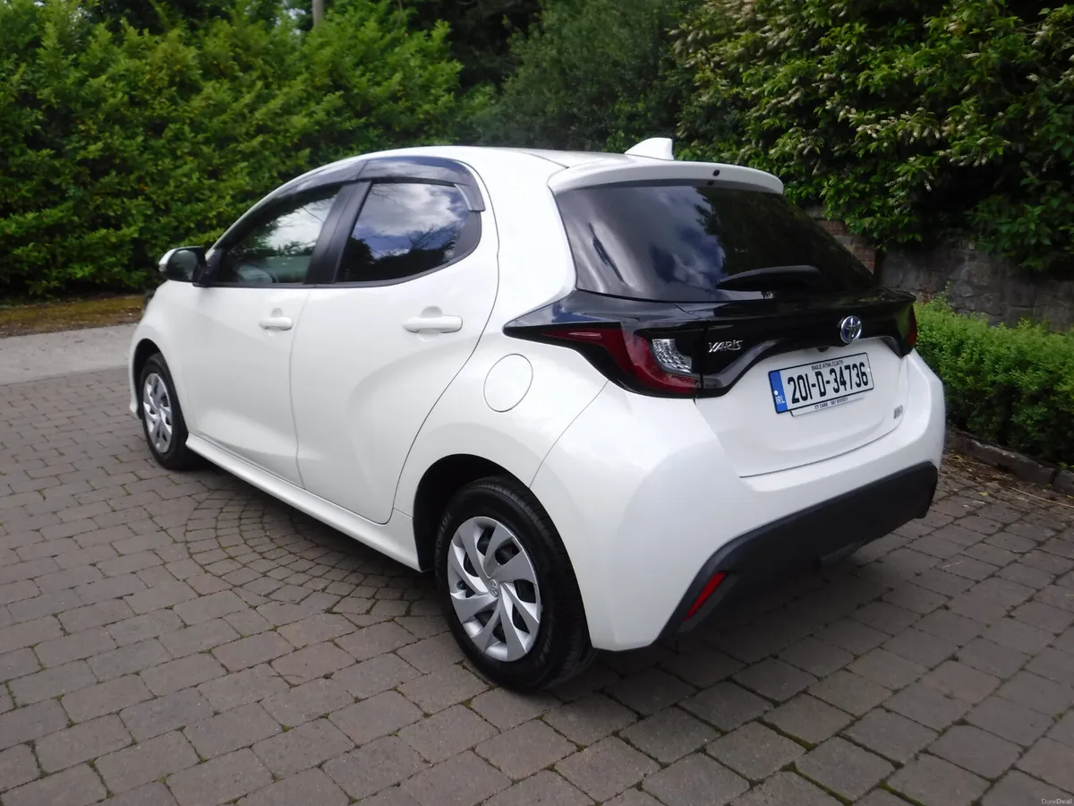 TOYOTA YARIS 1.5 AUTO HYBRID ANDROID+CARPLAY - Image 4