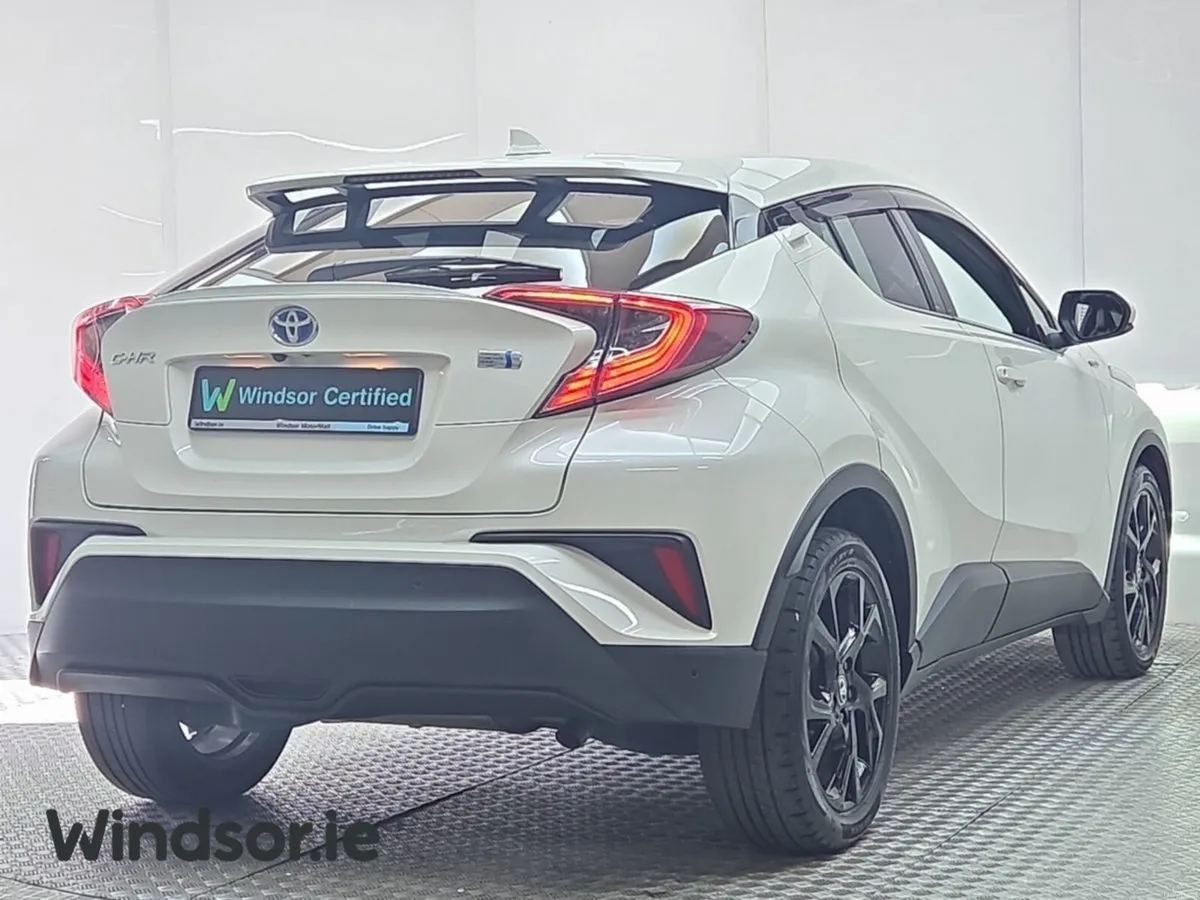 Toyota C-HR 1.8 G-Mode Black Edition Pack - Image 3