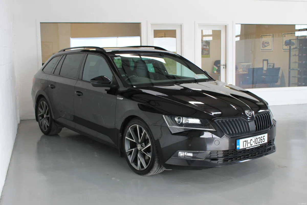Skoda Superb 2017, Sportline Automatic Estate - Image 3