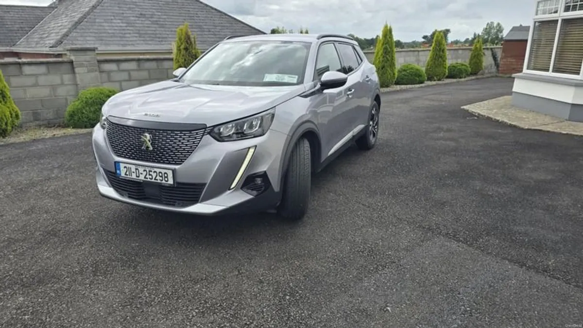 Peugeot 2008 Allure 1.2 Petrol - Image 3