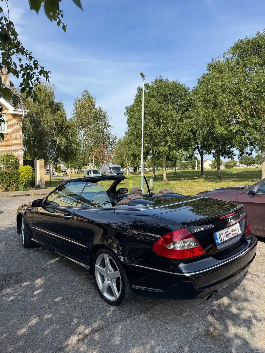 Convertible Mercedes CLK200 1.8 petrol Automatic - Image 3