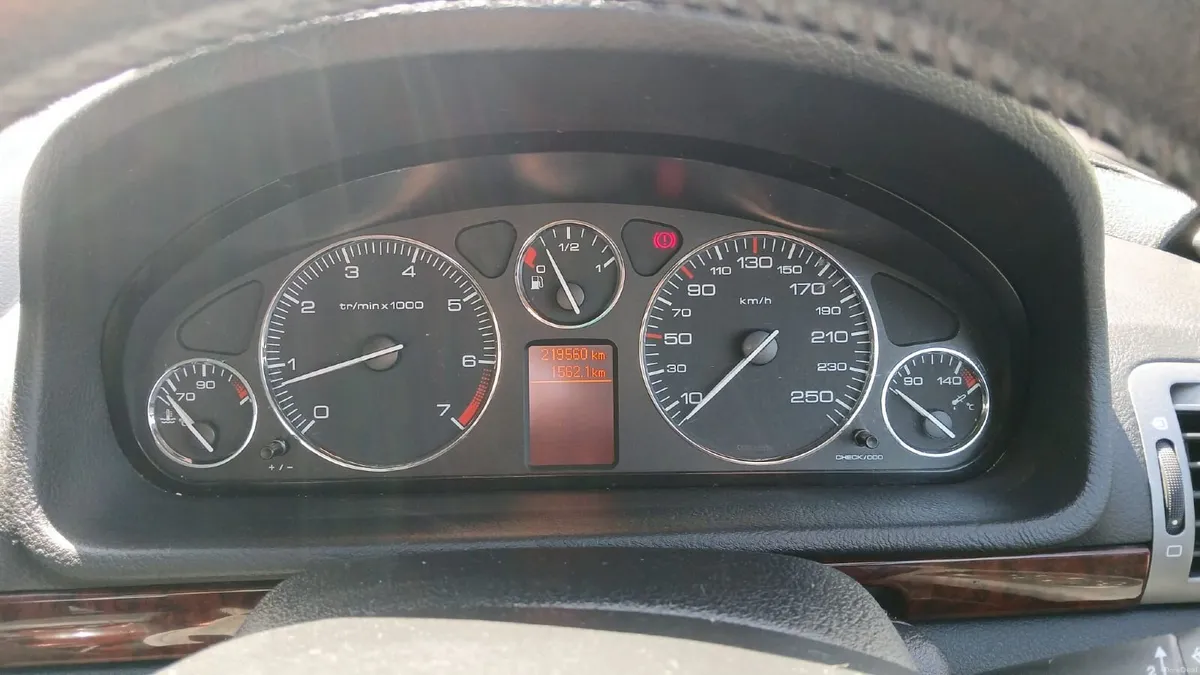 Peugeot 407 2009 - Image 4