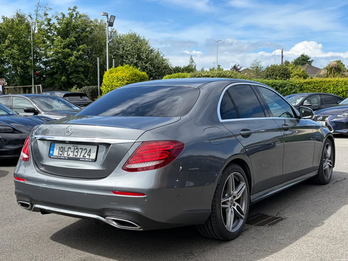 191 Mercedes-Benz E220 AMG Sport Auto - Image 5