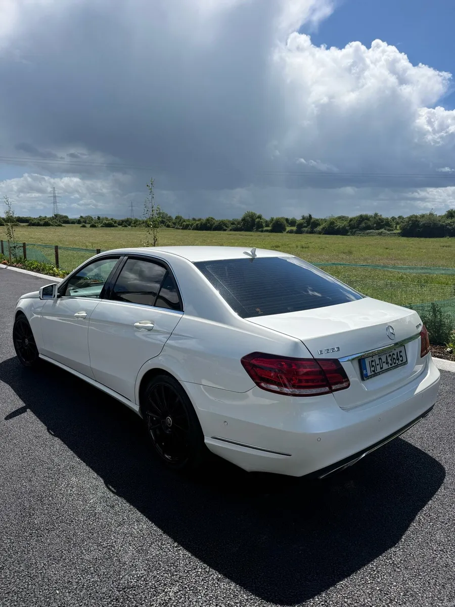 Car - Image 4