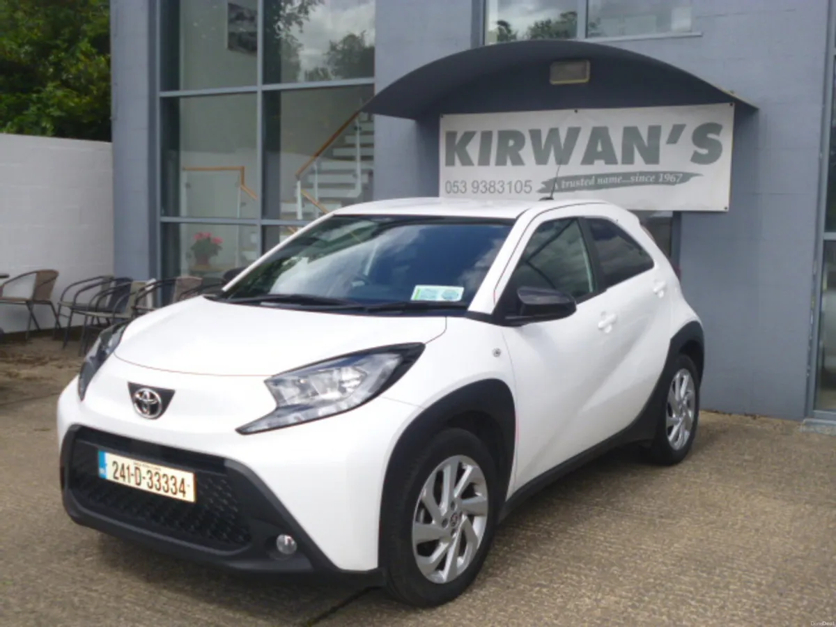 Toyota Aygo  X 1.0 Pulse Petrol Manual 2024 - Image 3