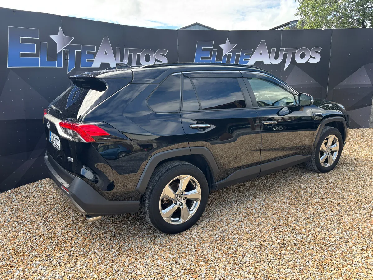 Toyota Rav 4 AWD Sol Hybrid 2019 - Image 4