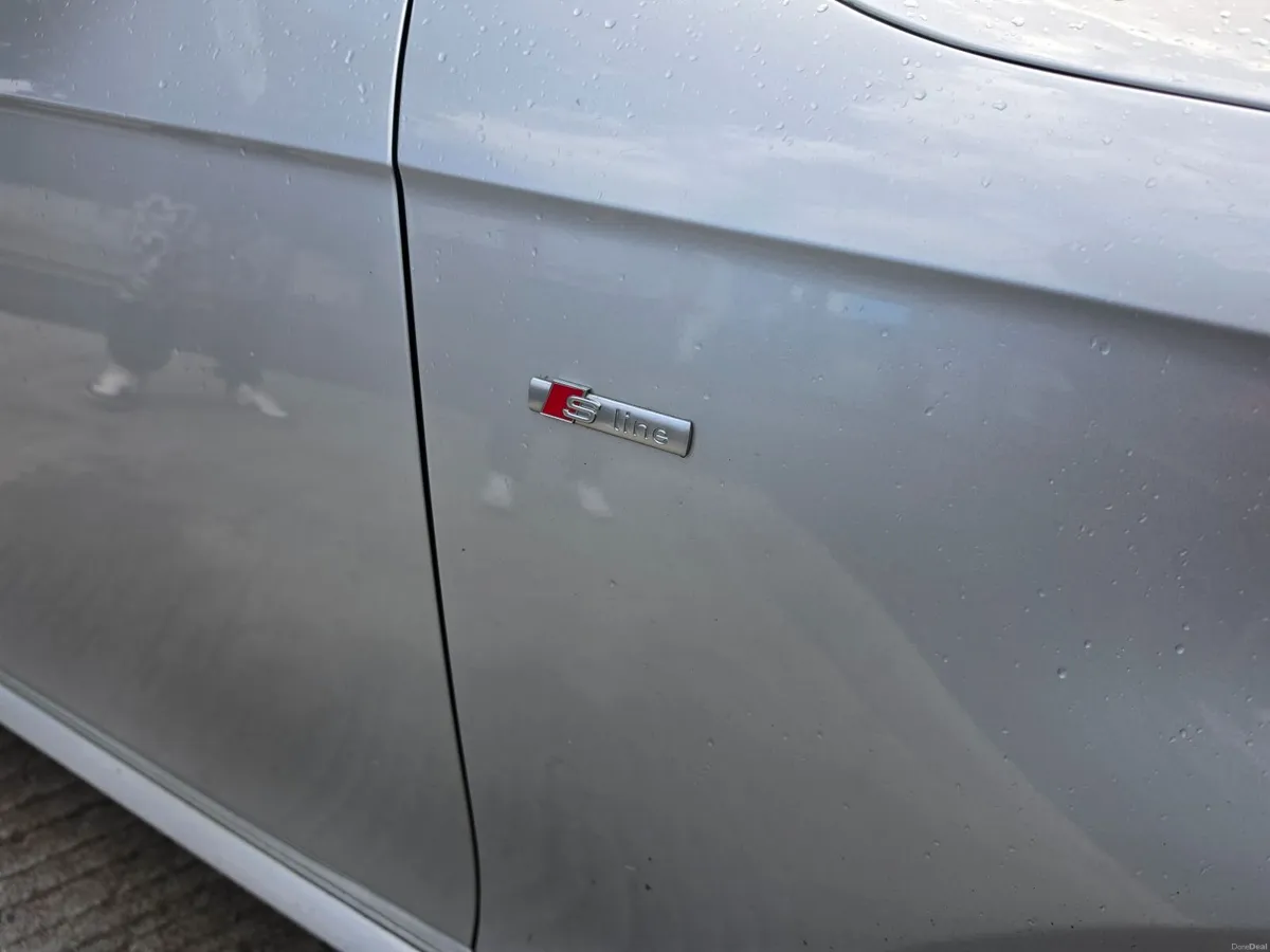 Audi A4 S-Line Sport 2010 - 2.0 TDI - - Image 4