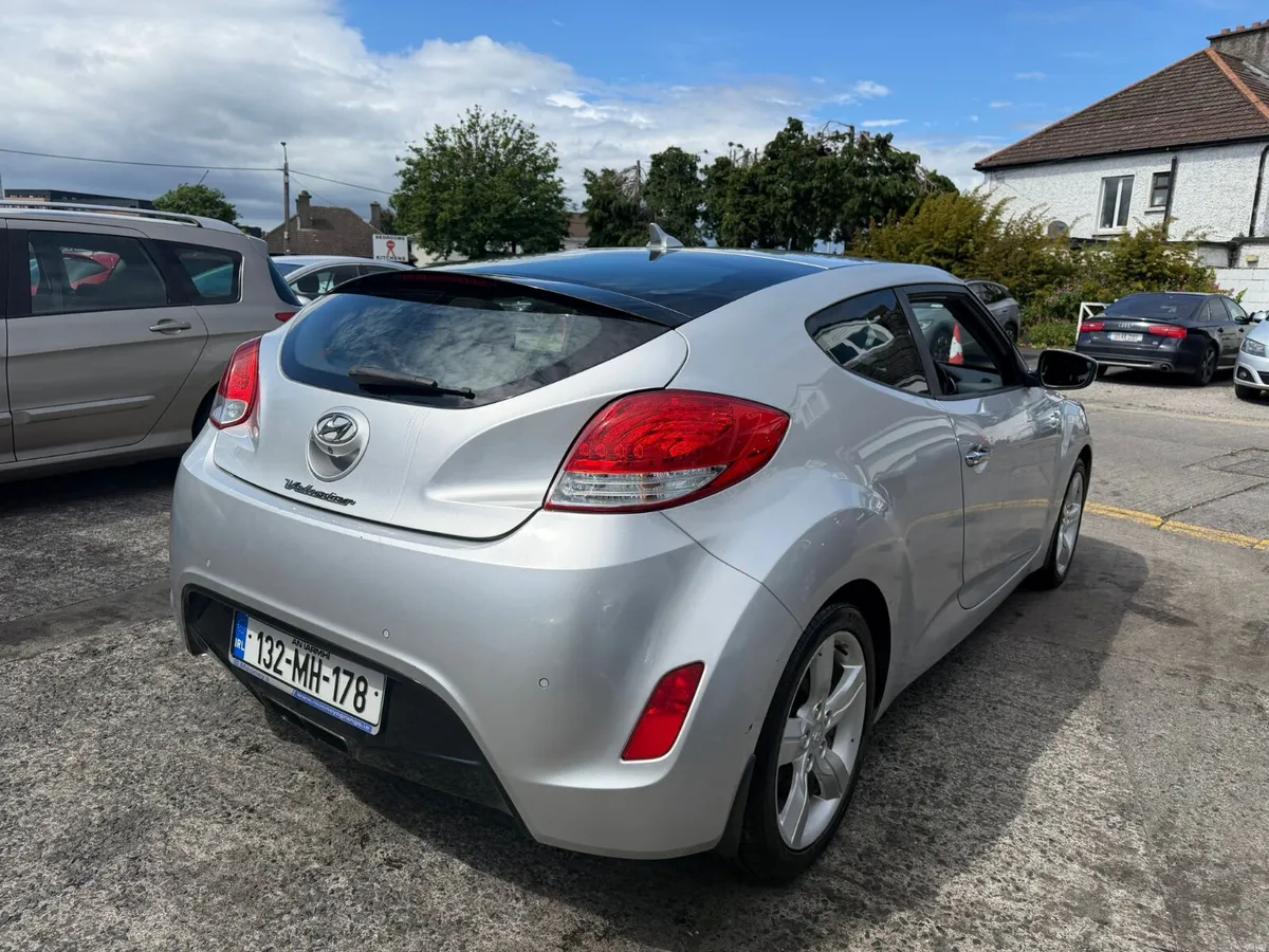 Hyundai Veloster 2013 - Image 6