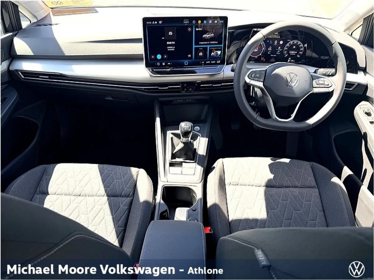 Volkswagen Golf EDITION 75 2.0 TDI 116HP - Image 2