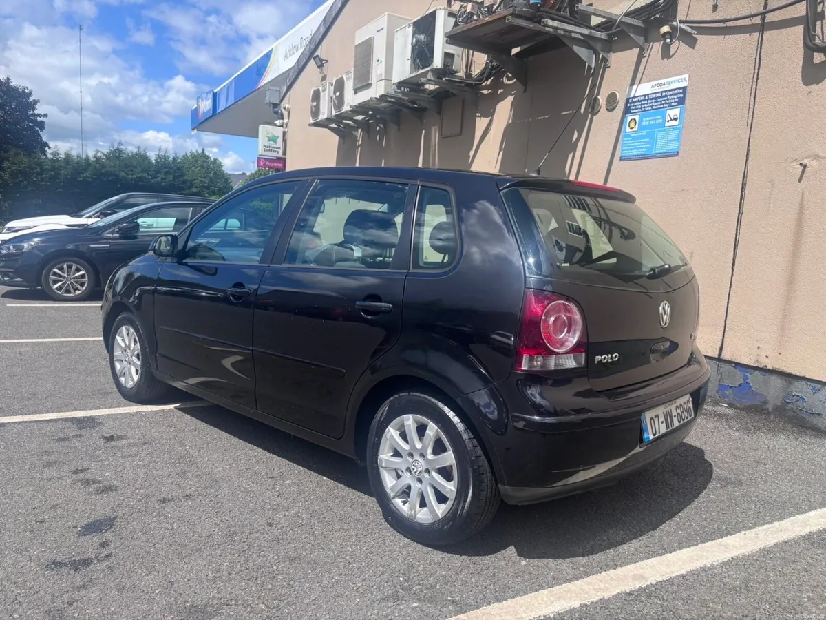 Volkswagen polo - Image 2