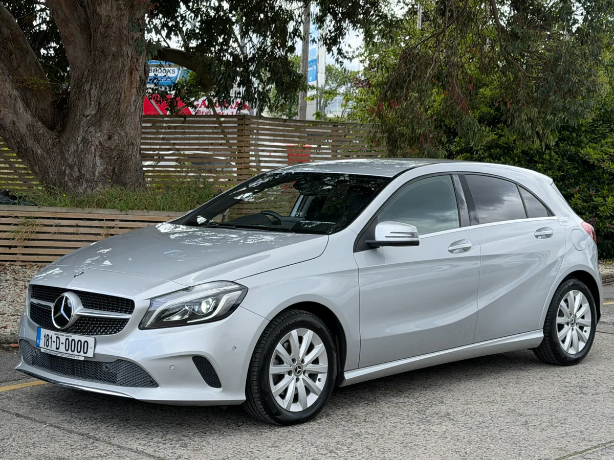 2018 Mercedes-Benz A180. REAR CAMERA.APPLE CARPLAY - Image 2