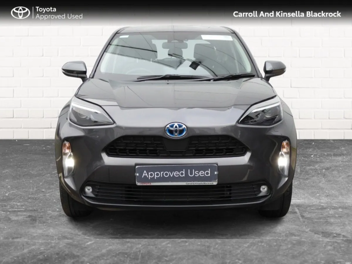Toyota Yaris Cross Hybrid Luna - Image 4