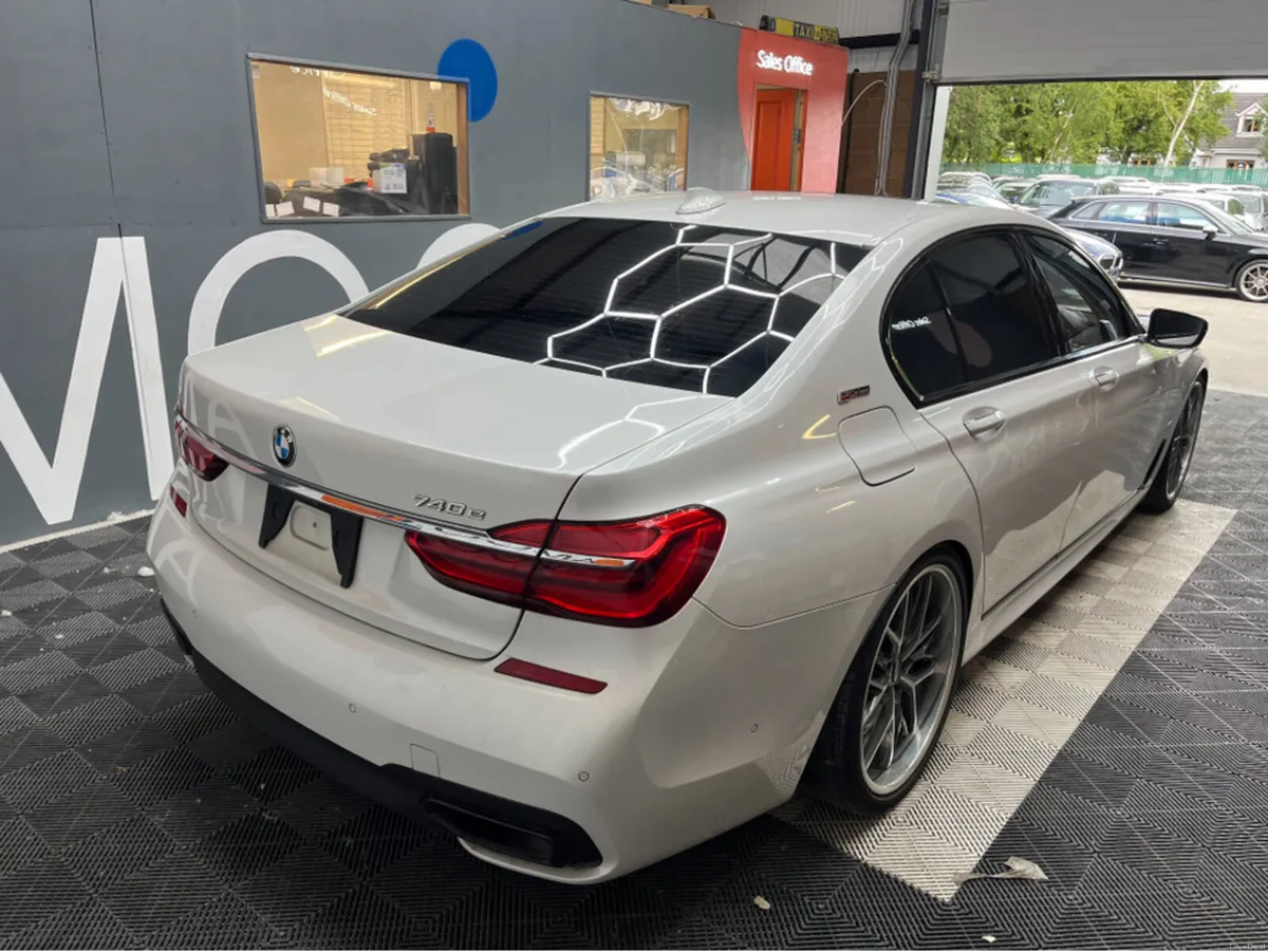 BMW 7-Series 2016 BMW 740E M-SPORT iPERFORMANCE 2. - Image 2
