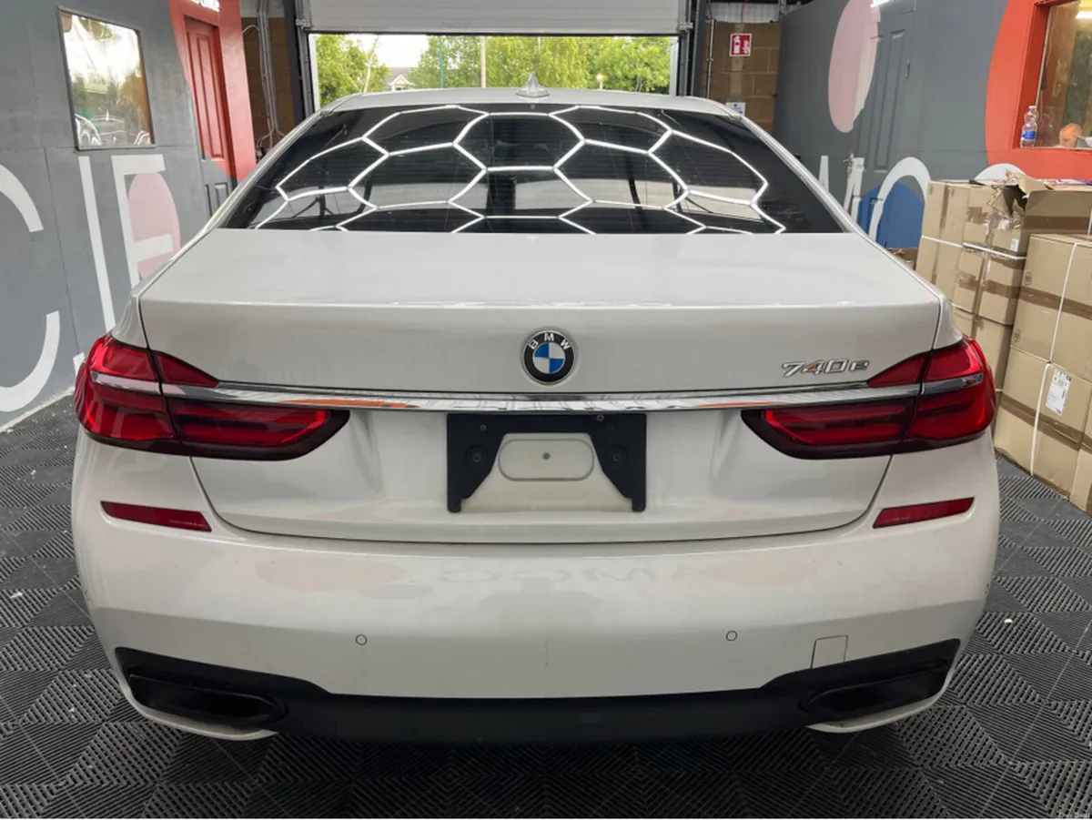 BMW 7-Series 2016 BMW 740E M-SPORT iPERFORMANCE 2. - Image 3
