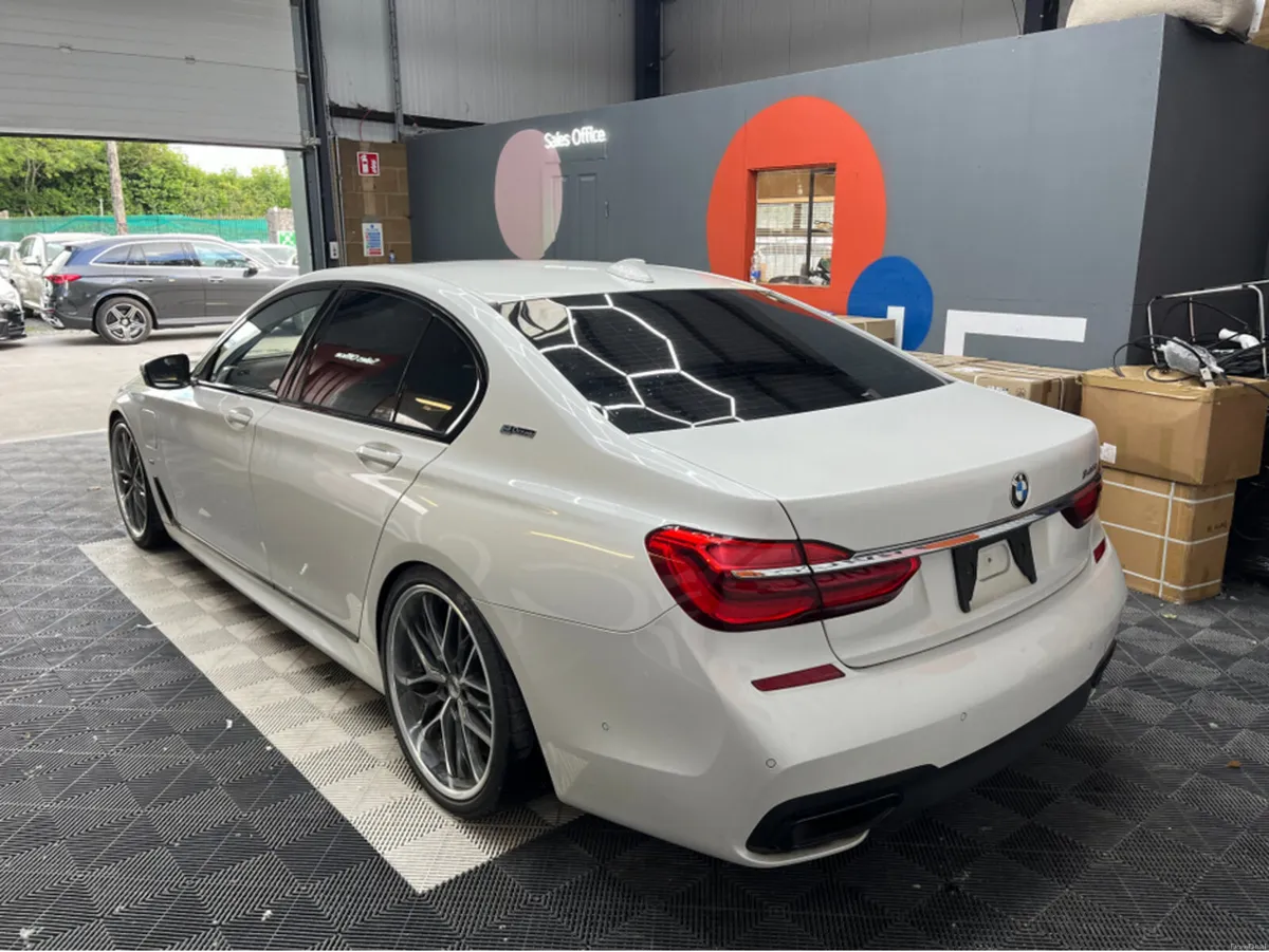 BMW 7-Series 2016 BMW 740E M-SPORT iPERFORMANCE 2. - Image 4