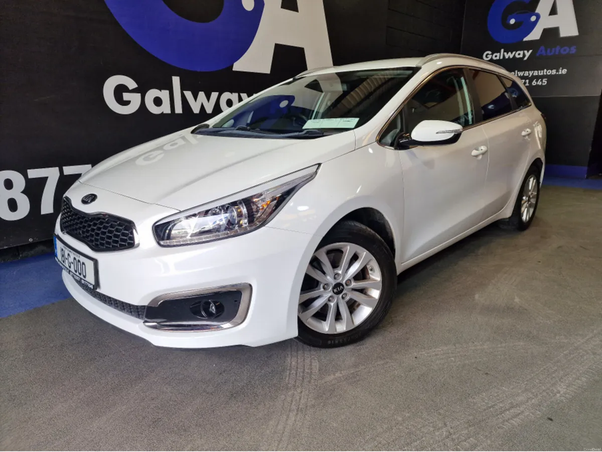 Kia Ceed 1.6 CRDI **REVERSING CAMERA, SAT NAV, FUL - Image 4