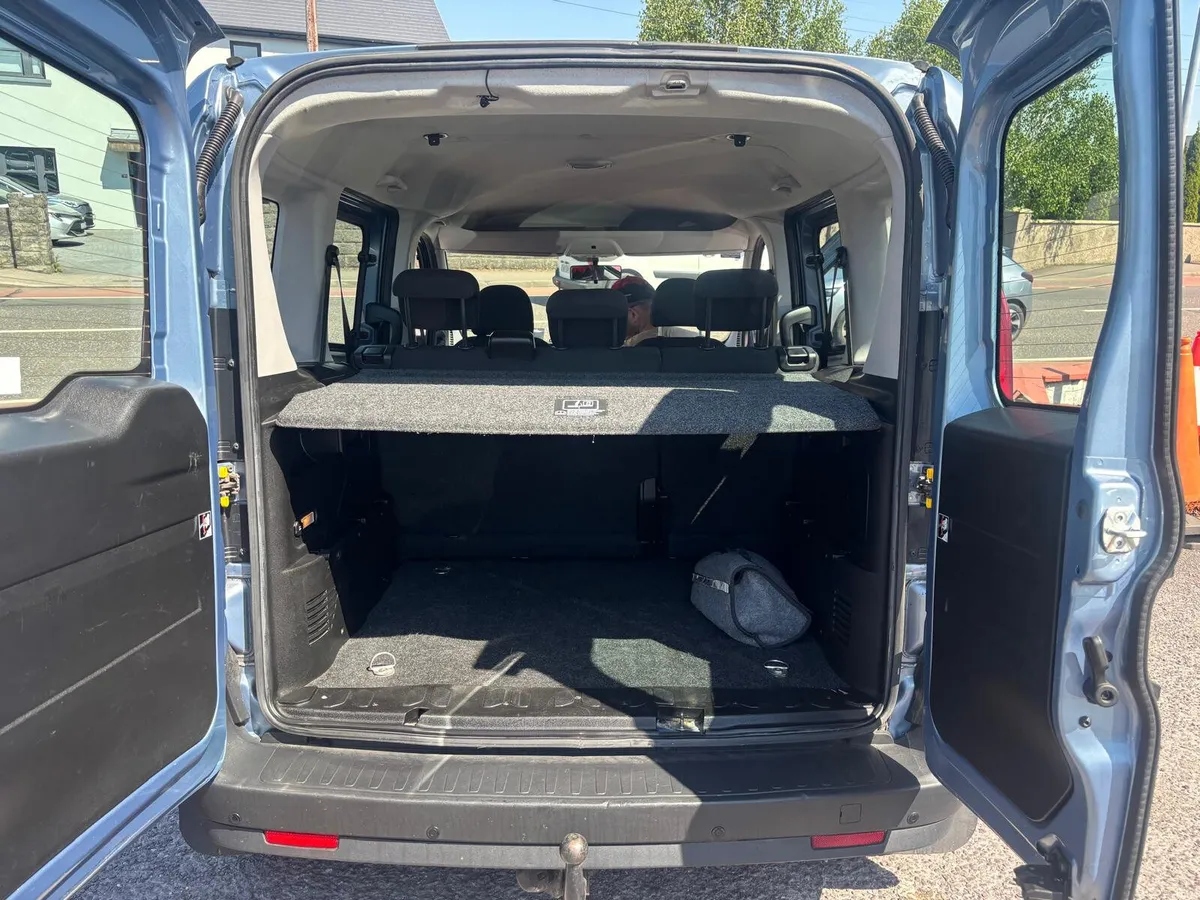 Fiat Doblo 2017  DIESEL  5  SEATER - Image 5