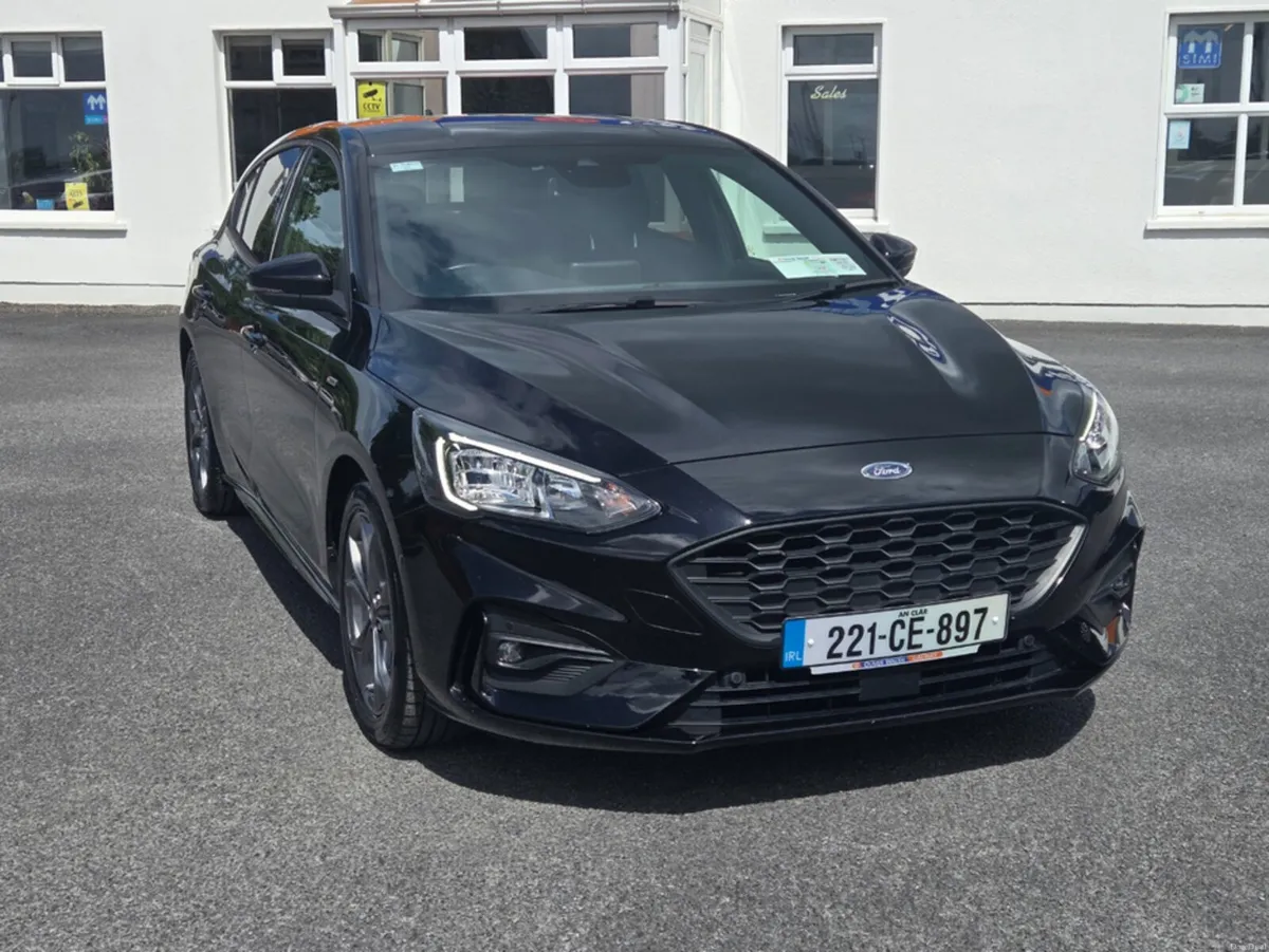 Ford Focus ST-LINE EDITION 5DR 1.5 TD 120 M6 - Image 2