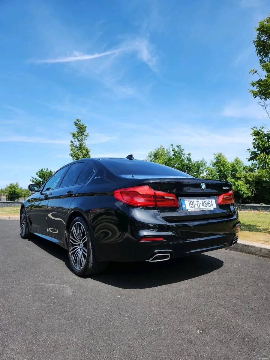 BMW 530e Msport Full BMW Service History + Sunroof - Image 4