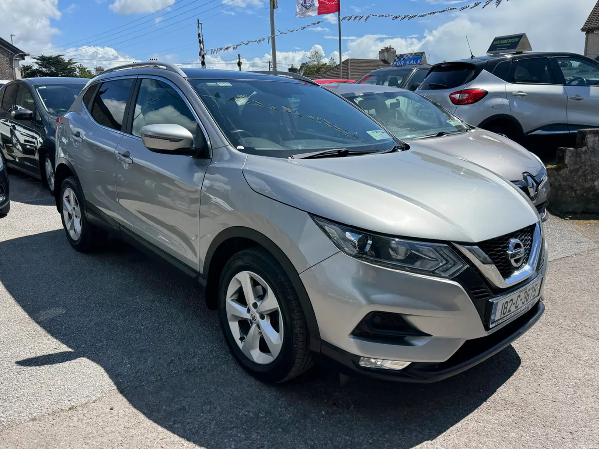 Nissan Qashqai Petrol high spec - Image 2