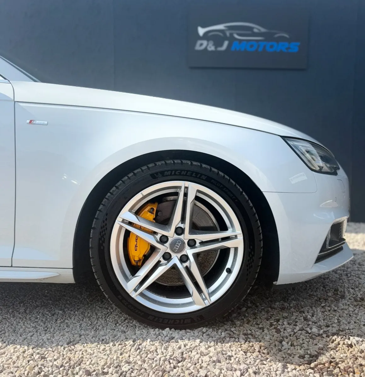 Audi A4 Avant TFSi S Line Quattro 2016 252ps - Image 4