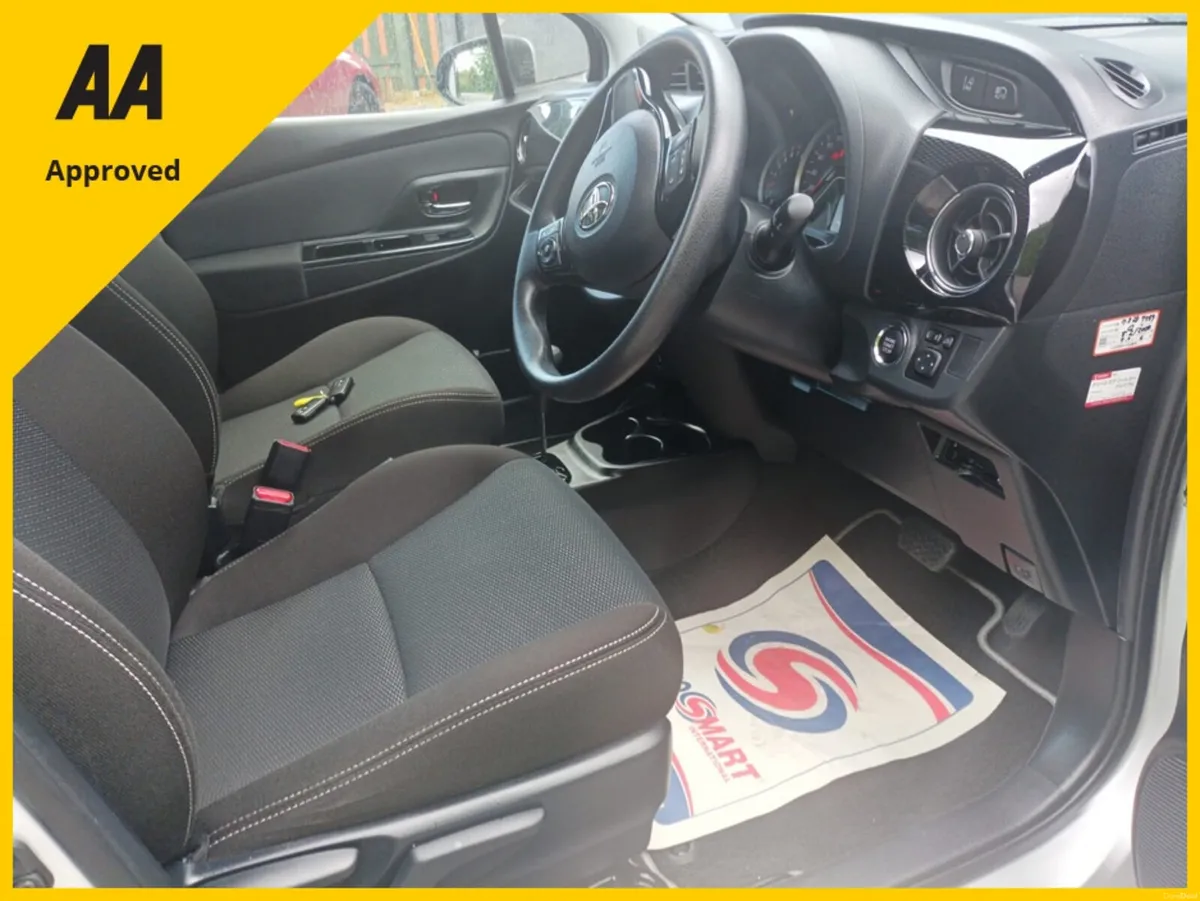 Spotless Toyota Yaris 1.3 Automatic, 2020 - Image 3