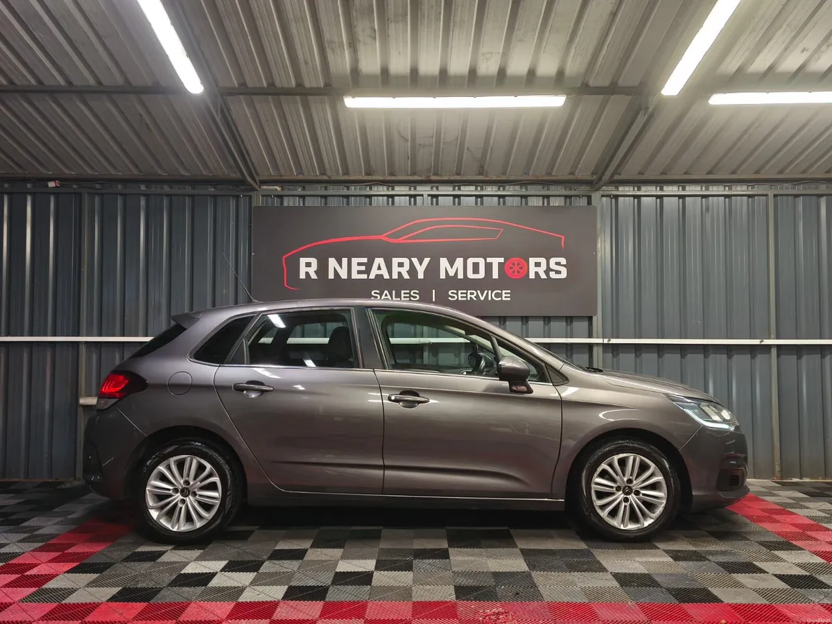2015 Citroen C4 1.6 Diesel Manual - Image 2