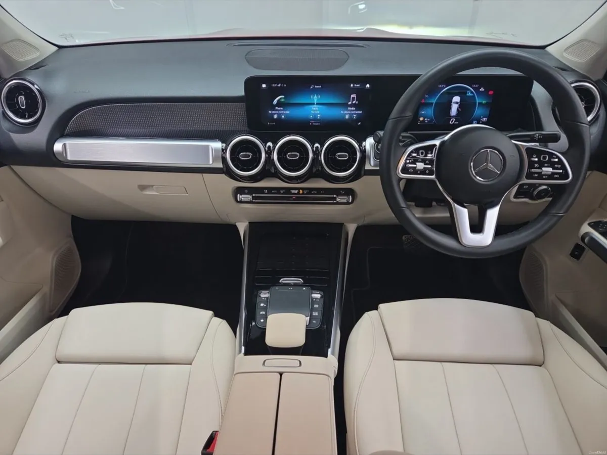 Mercedes-Benz GLB 200D Progressive Auto - Image 4