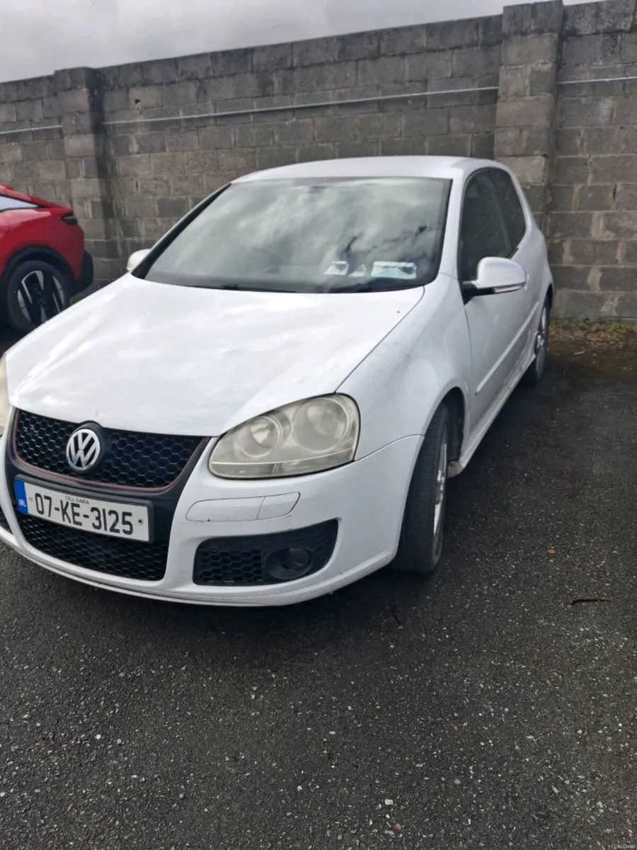 Car - Image 2
