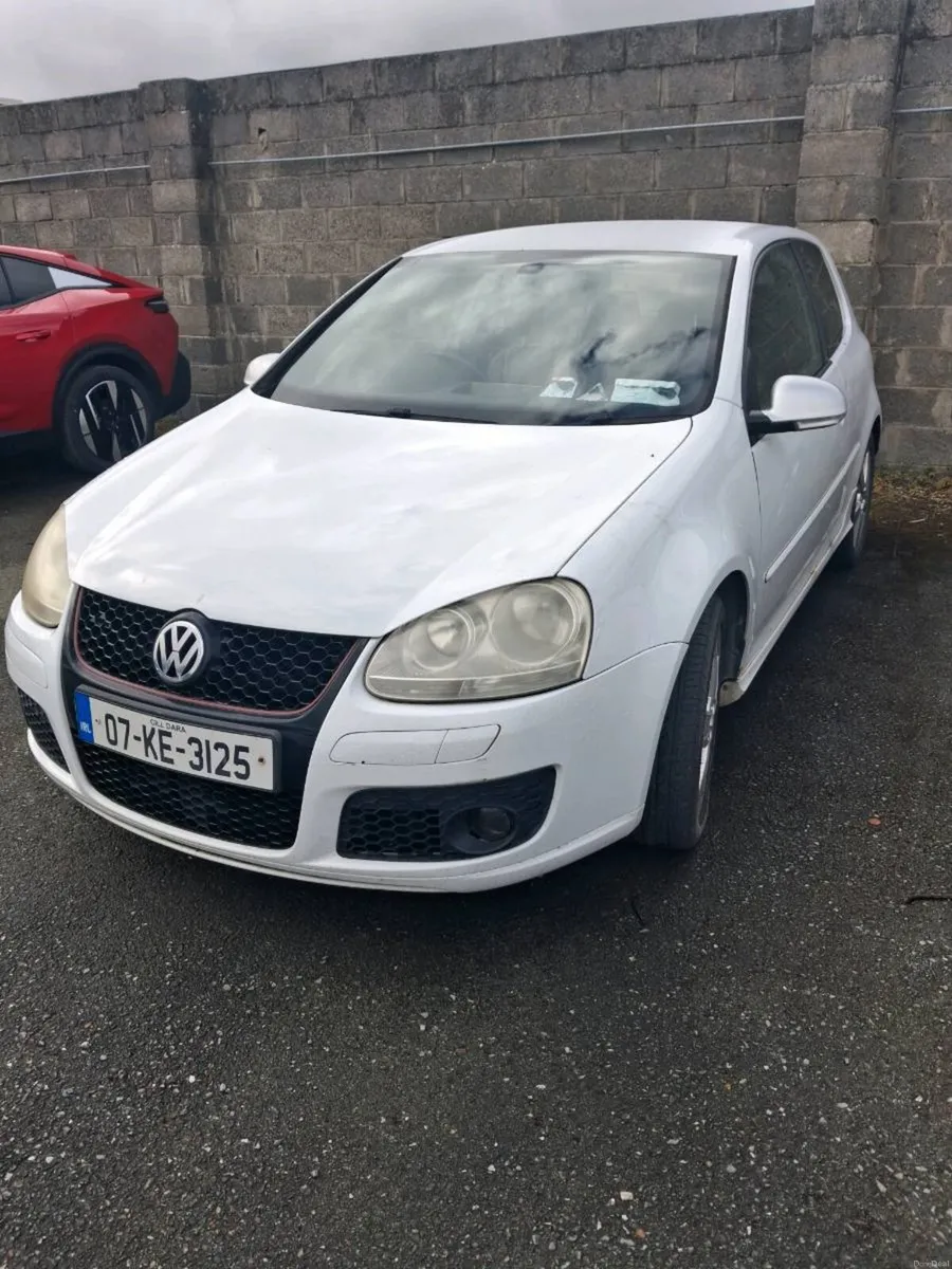 Car - Image 3