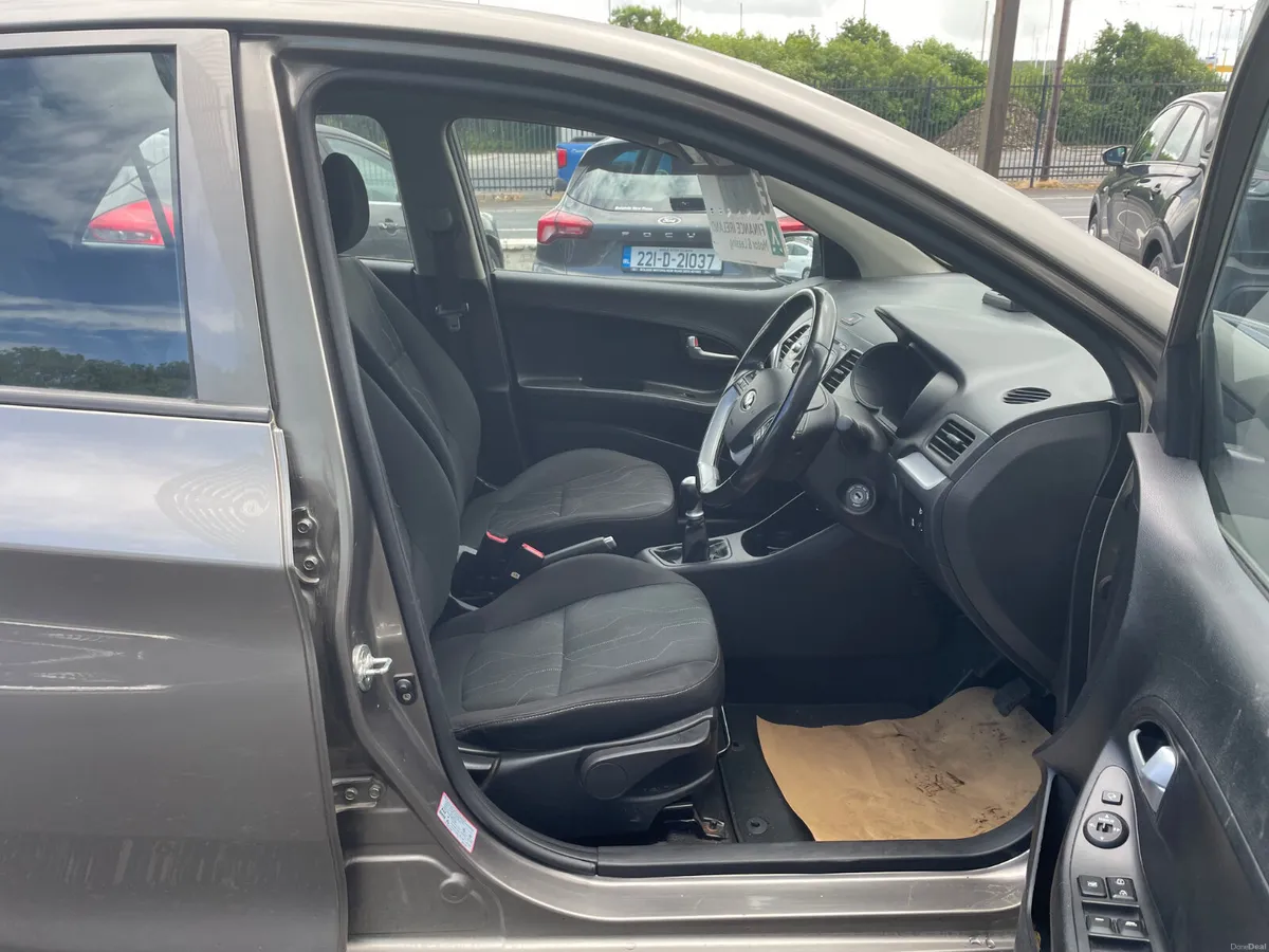 Kia Picanto 1.0 Petrol - Image 4