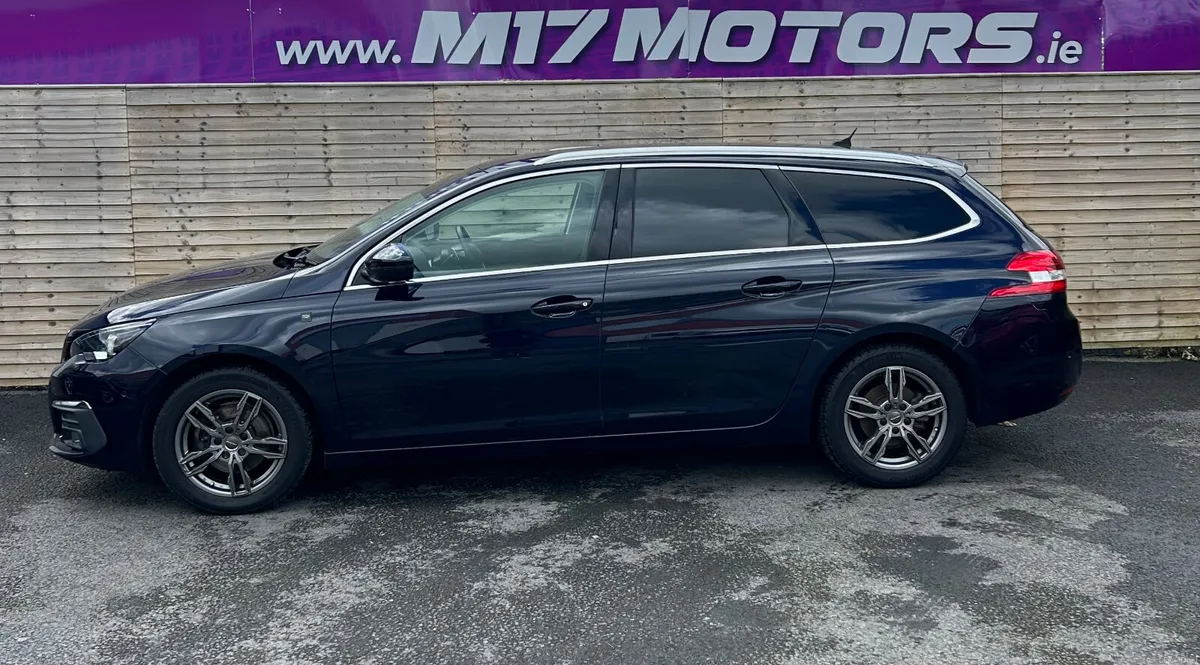 2020 Peugeot 308 Estate, Tech Edition, Auto - Image 3