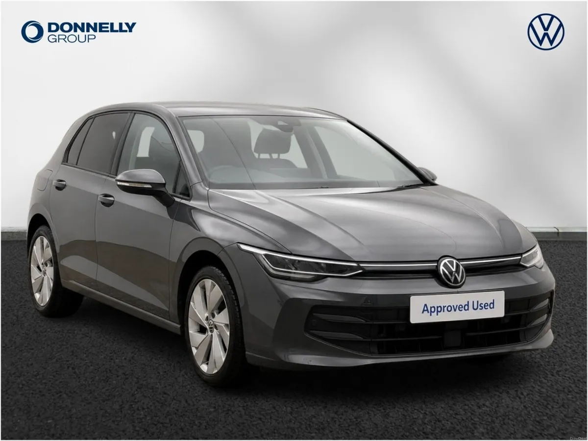 Volkswagen Golf Hatchback Match - Image 1