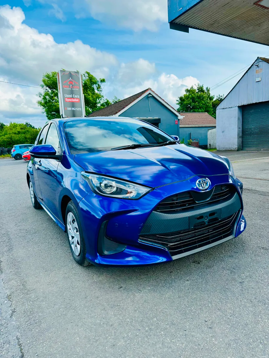 Toyota Yaris 1.5 hybrid - Image 6