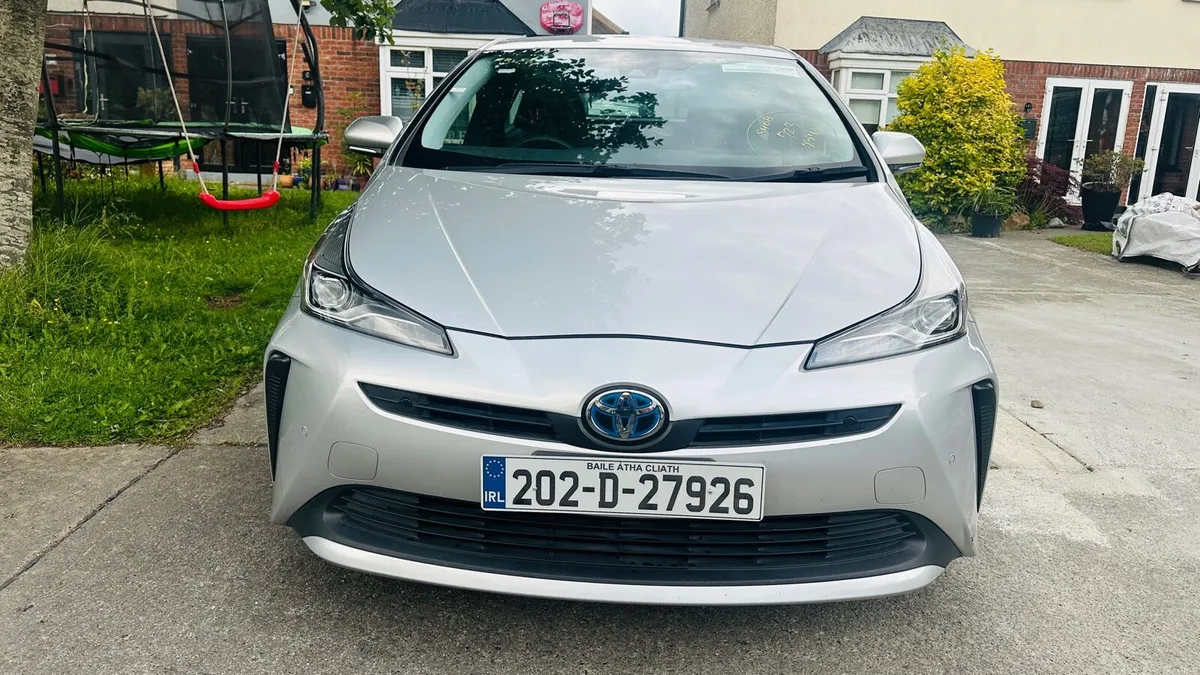 Toyota Prius 2020 - Image 2