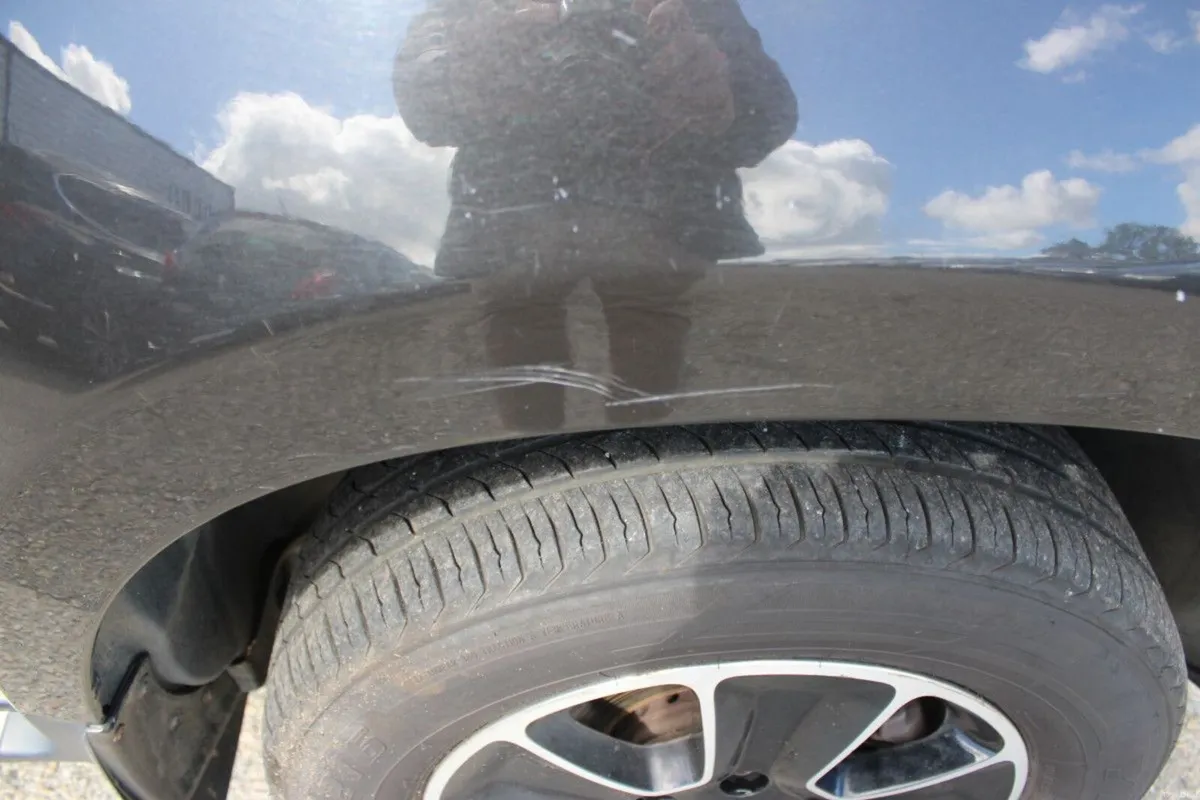 Dacia Duster 1.5 dCi 110 PRESTIGE - TENDER 15 - Image 3