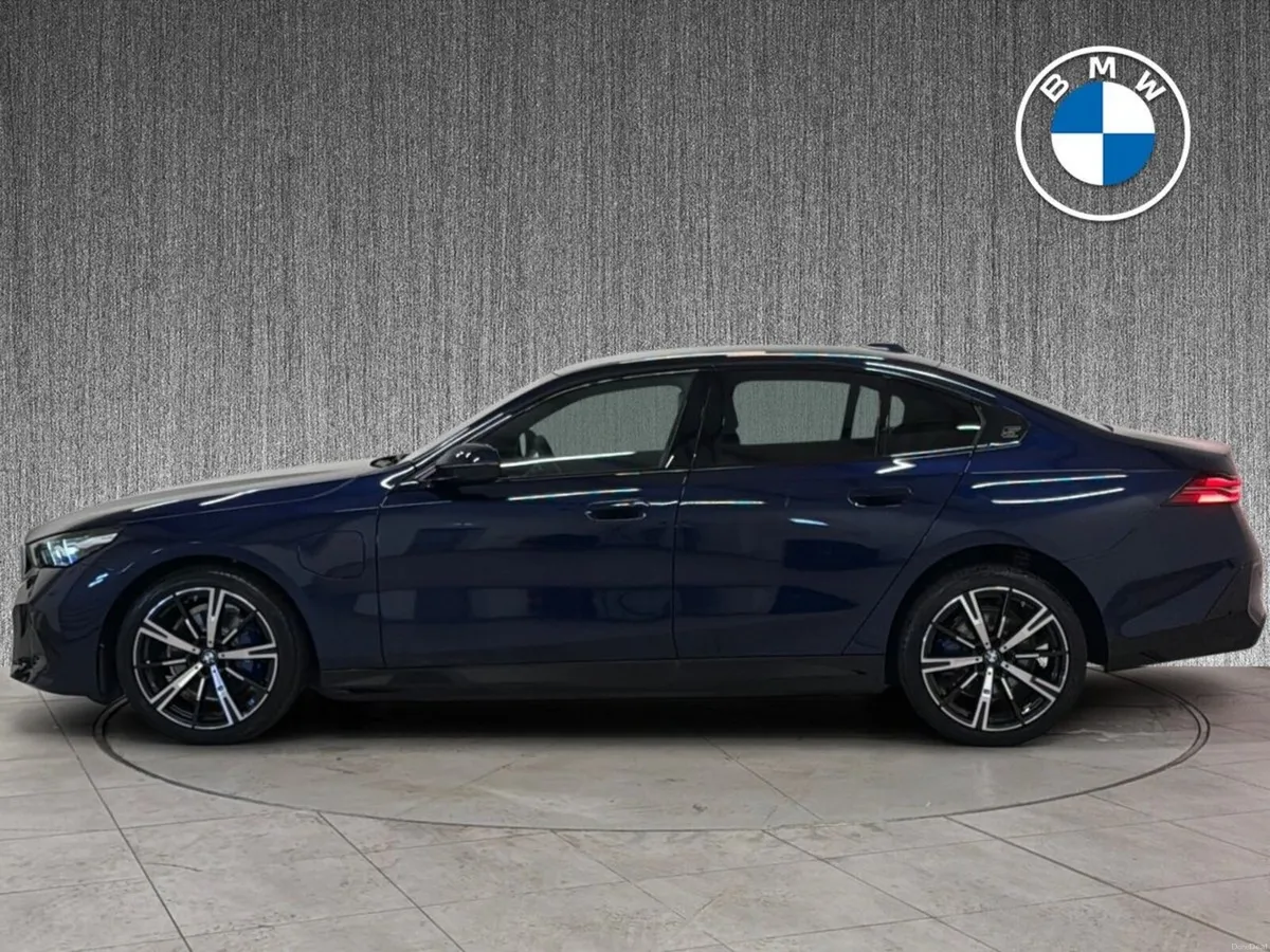 BMW 5-Series 530e M Sport Saloon IMMEDIATE DELIVER - Image 4