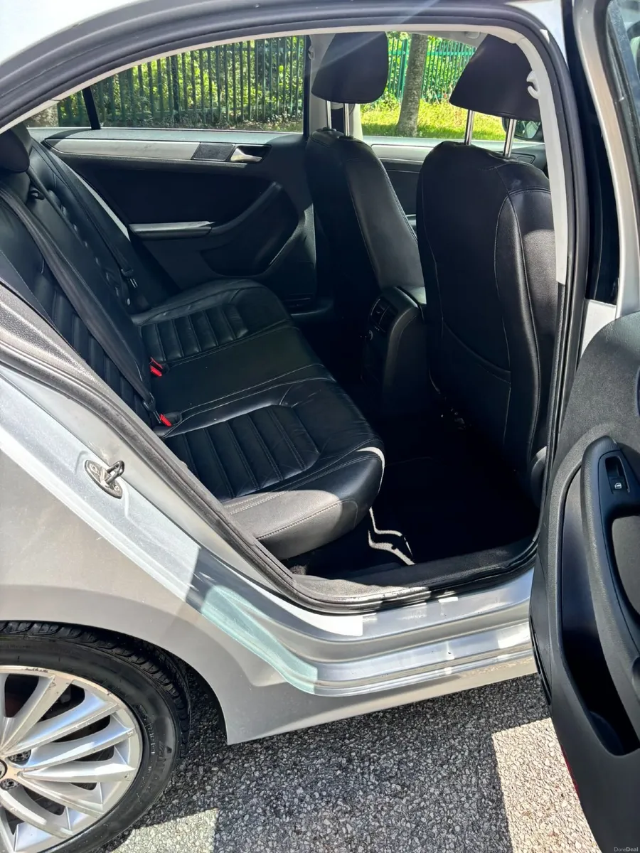 Volkswagen Jetta 2013 - *RARE 2.0 Petrol TSI DSG* - Image 4