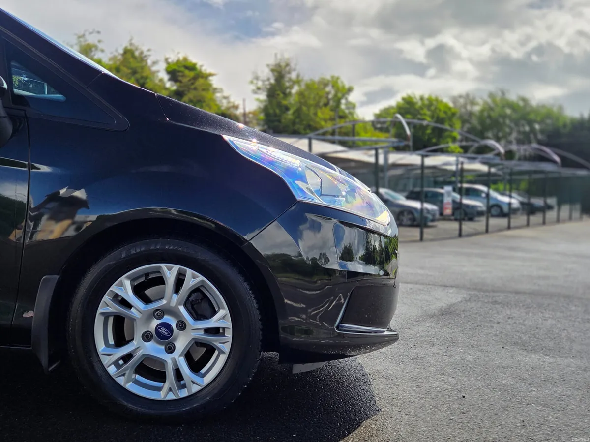 ONLY 91KMS - ONE OWNER - Ford B-Max Diesel - Image 3