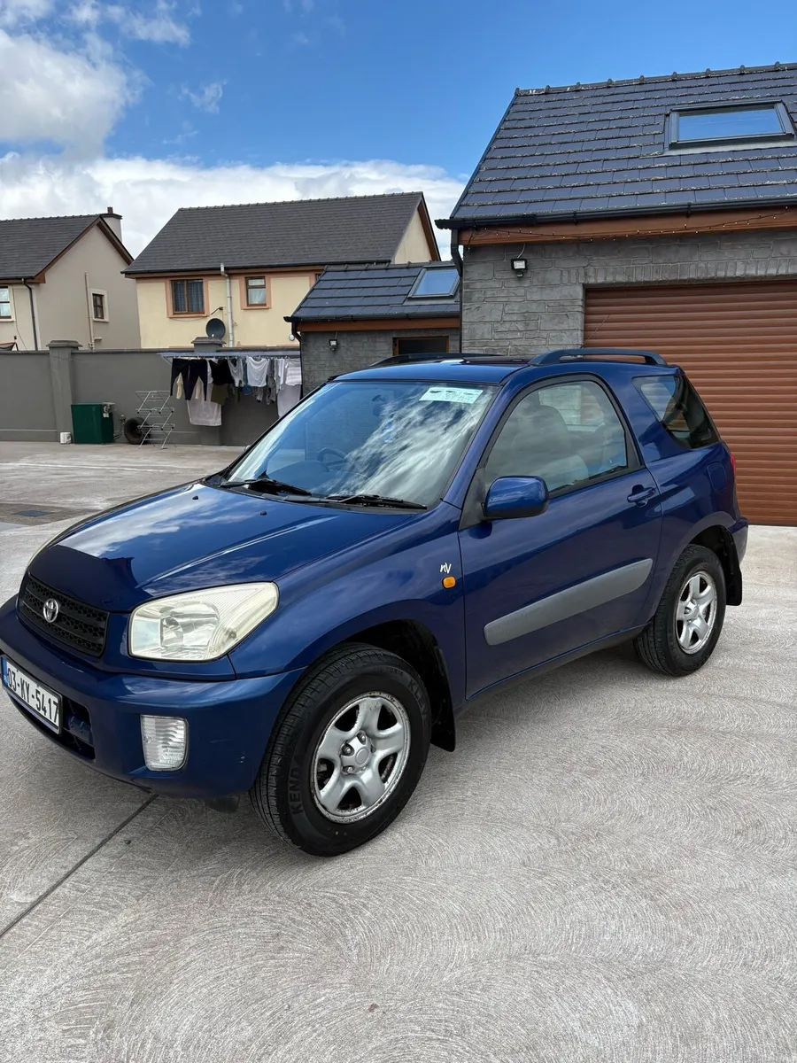 2003 Toyota Rav low milage - Image 2