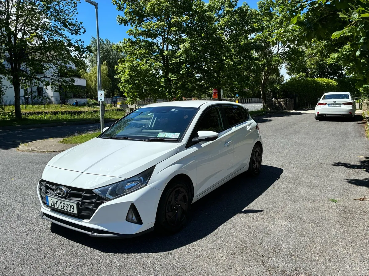 Hyundai i20 | 1.2L petrol | Excellent condition - Image 3