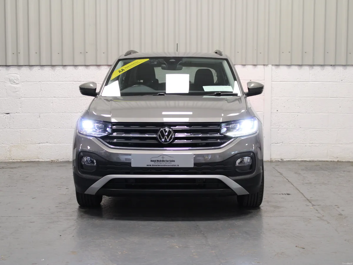 2021 Volkswagen T-Cross - Image 2