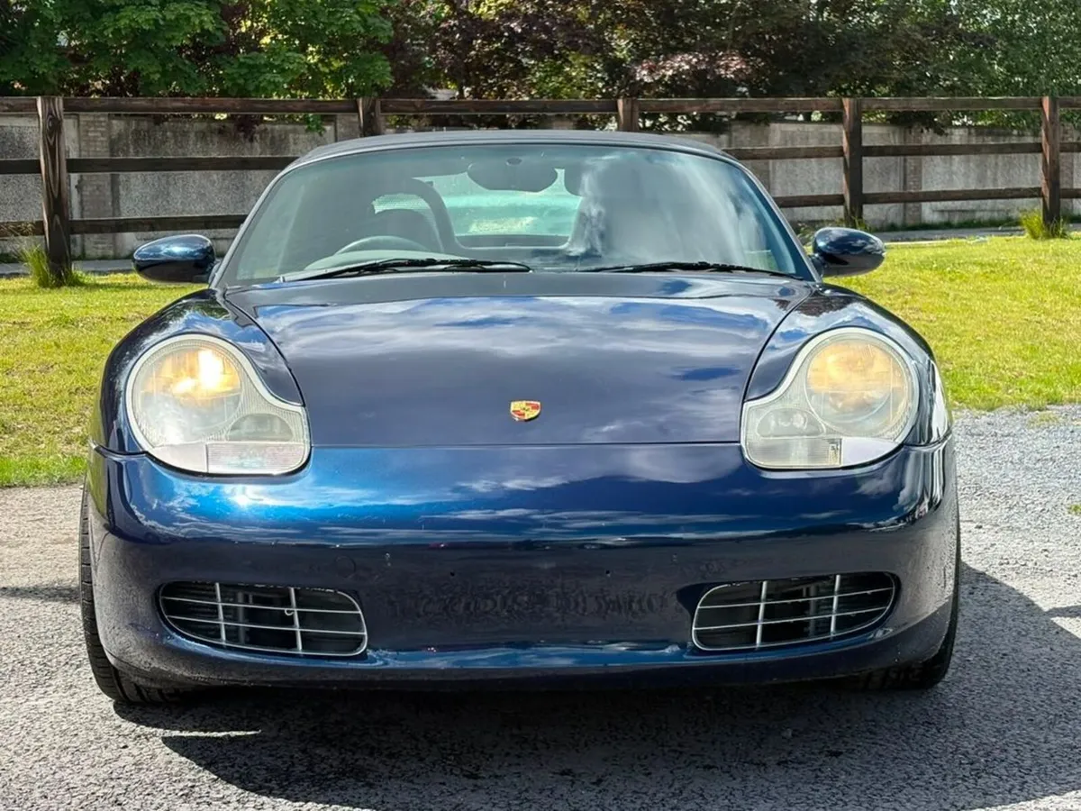 Porsche Boxster 986 BOXSTER - MANUAL - LOW MILEAGE - Image 2