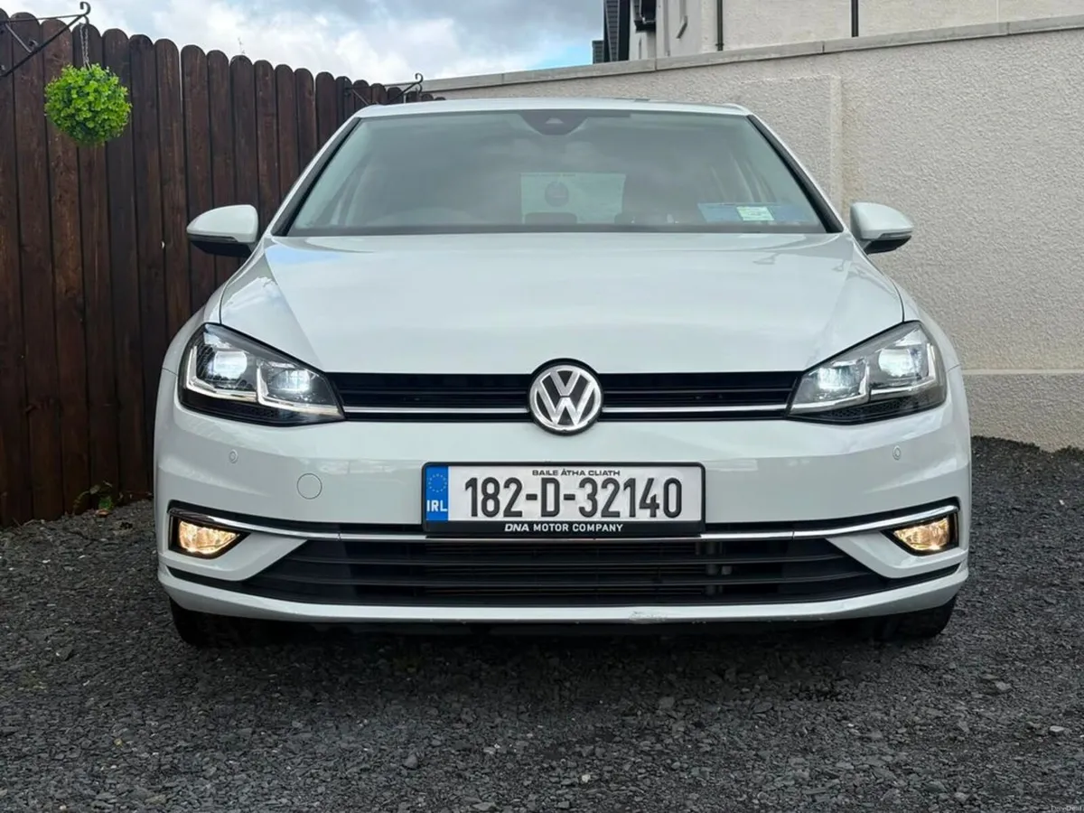 Volkswagen Golf HIGHLINE - LOW MILEAGE - Image 2