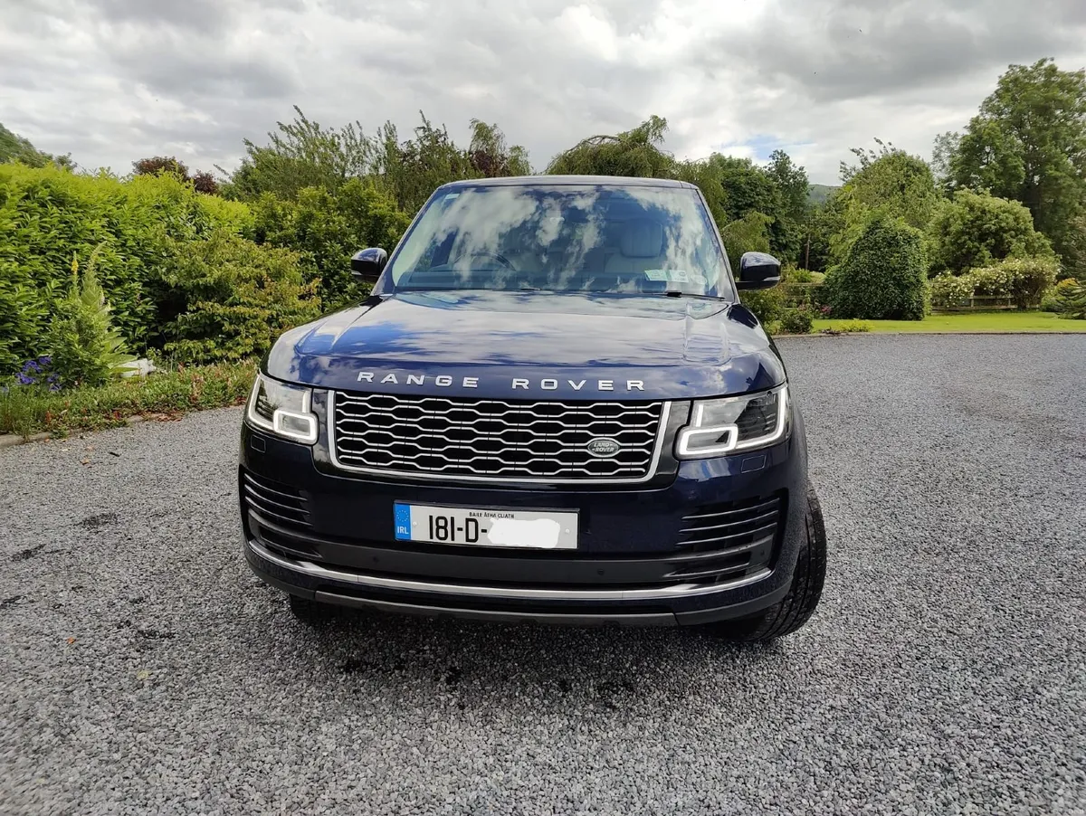 Land Rover Range Rover 2018 Vogue SE / LOW MILEAGE - Image 1
