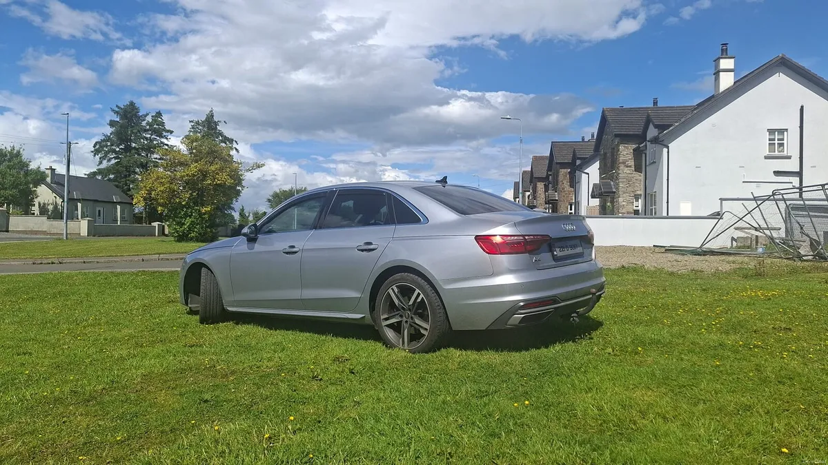 2022 audi A4 limousine 30TDi - Image 2