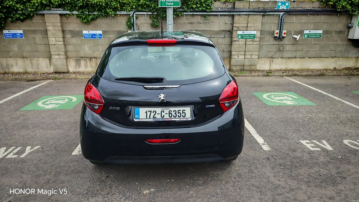 Peugeot 208 ACTIVE - Image 6